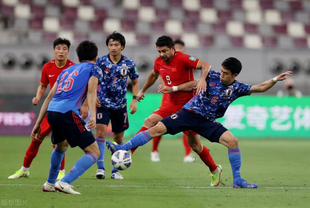 “当你以3-0获胜时，看起来很容易，当我们没有获胜时，人们就会说曼城陷入了危机，踢得不好。